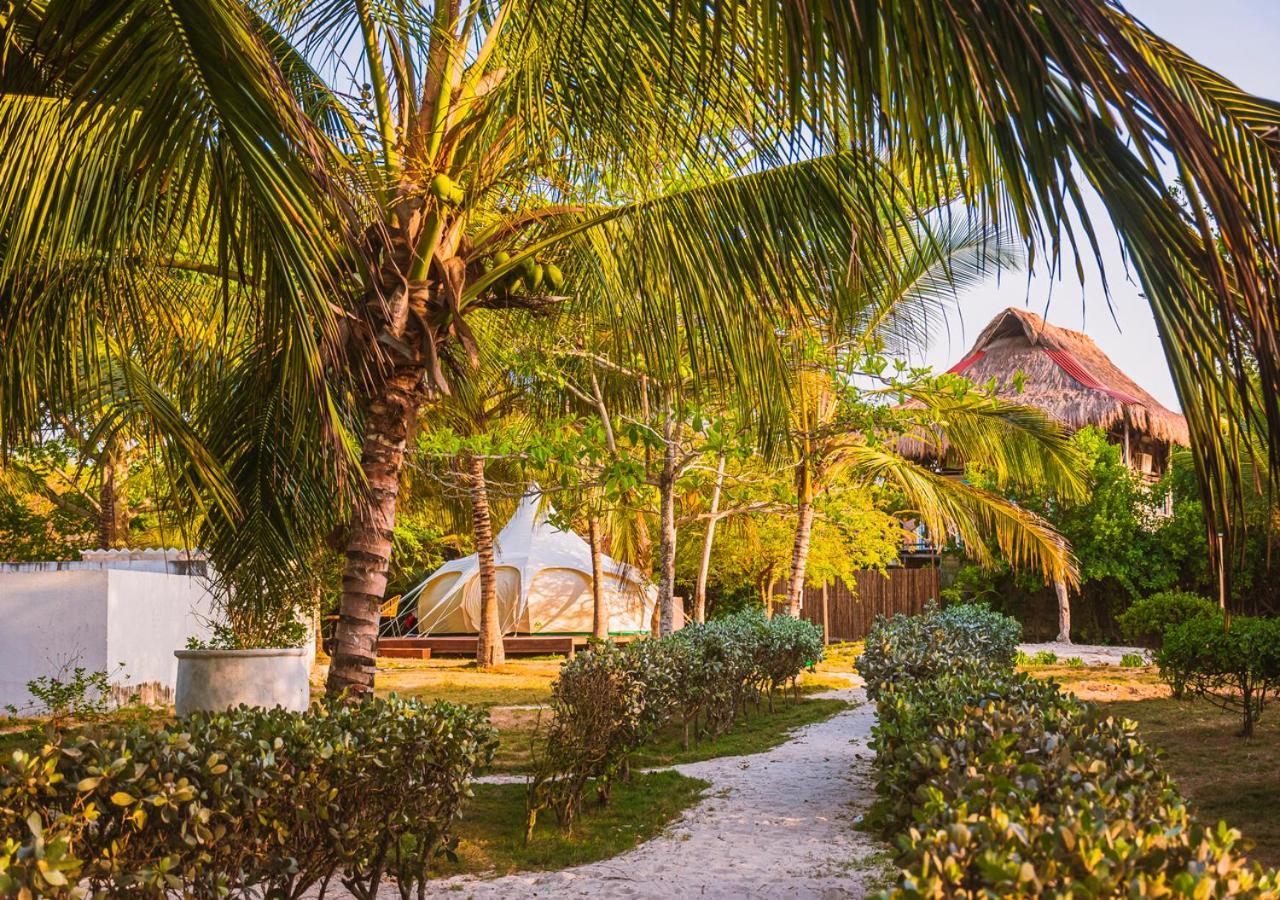 Marine Beach Club & Hotel By Tequendama Tierra Bomba Eksteriør bilde