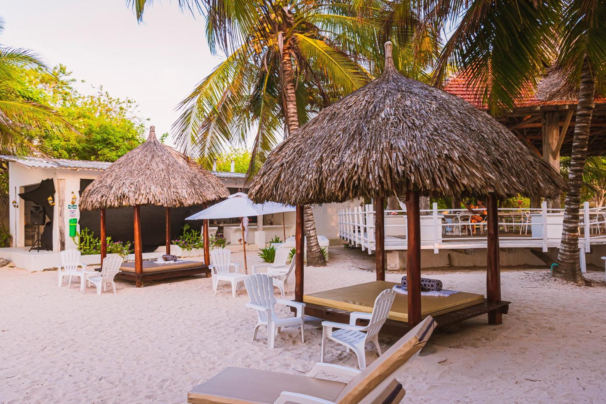 Marine Beach Club & Hotel By Tequendama Tierra Bomba Eksteriør bilde
